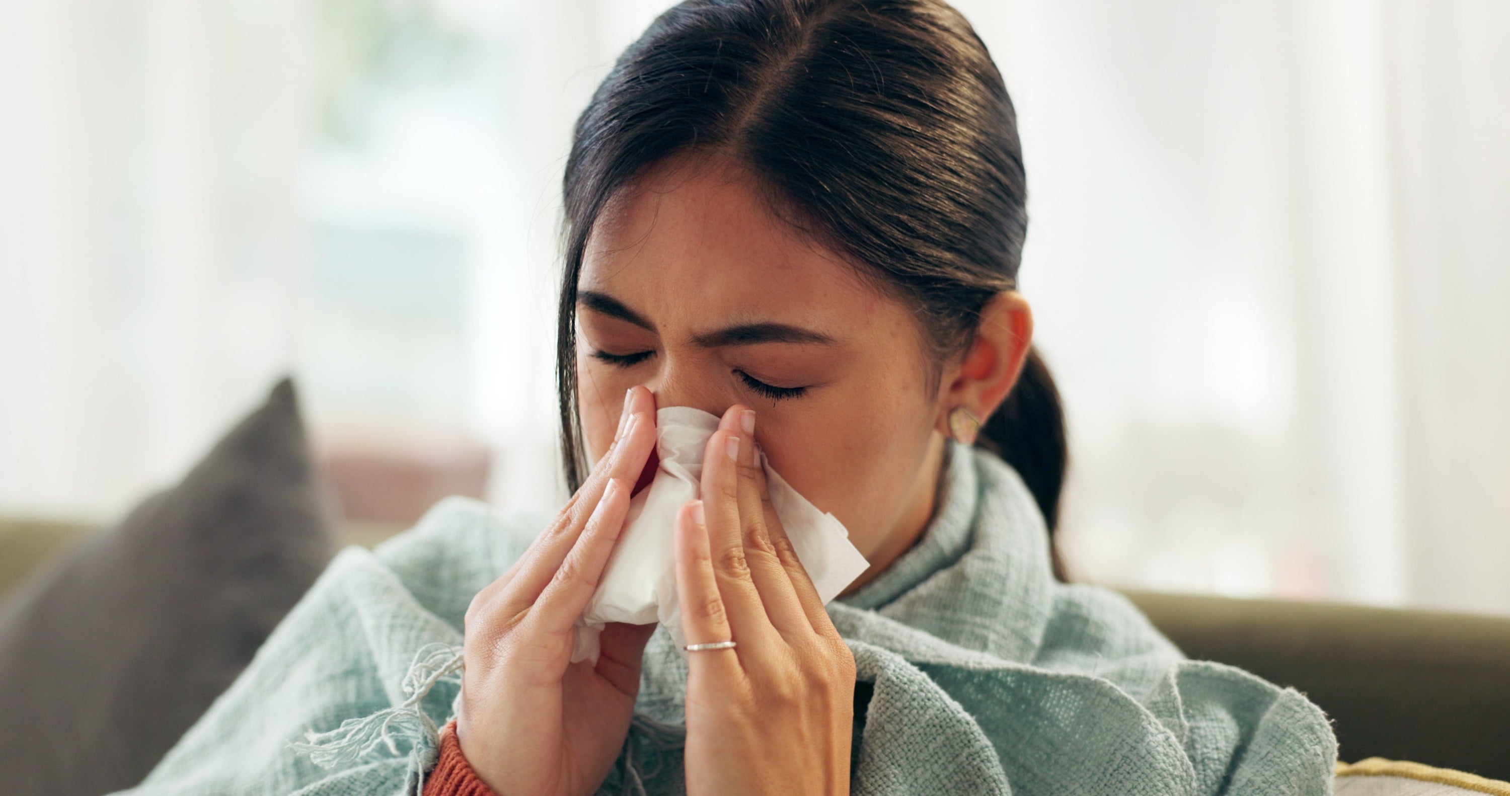 Is an Infrared Sauna Good for a Cold? Benefits, Risks, Proper Usage